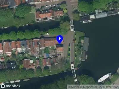 Ambulance met gepaste spoed naar de Oosterkade in Edam