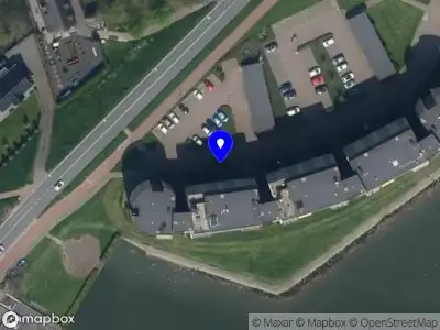 Ambulance met grote spoed naar de IJsselzoom in Capelle aan den IJssel