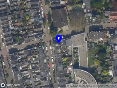 112 melding Ambulance met gepaste spoed naar de Willem Beukelszoonstraat in Vlaardingen