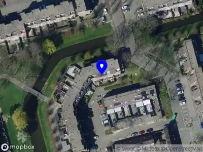 Ambulance met gepaste spoed naar de Roggedreef in Spijkenisse