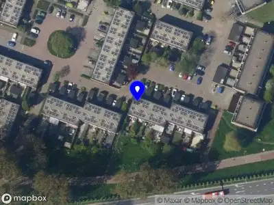 Ambulance met grote spoed naar de Anthonie Donkerhove in Zoetermeer