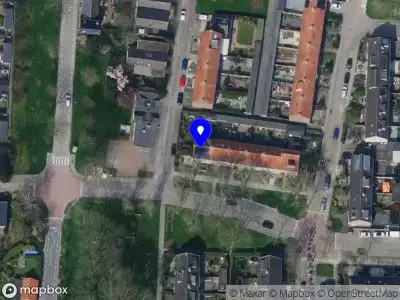 Ambulance met grote spoed naar de Prins Willem Alexanderlaan in Westmaas