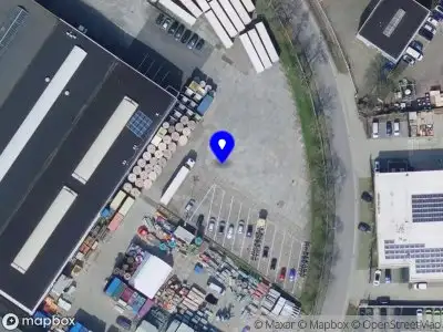 Ambulance met gepaste spoed naar de Lindtsedijk in Zwijndrecht