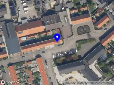 Ambulance met gepaste spoed naar de Violierstraat in Capelle aan den IJssel