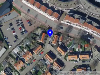 Ambulance met grote spoed naar de Vermaatstraat in Spijkenisse