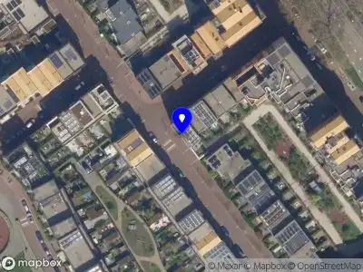Politie naar de Catharina van Zoelenstraat in Rotterdam