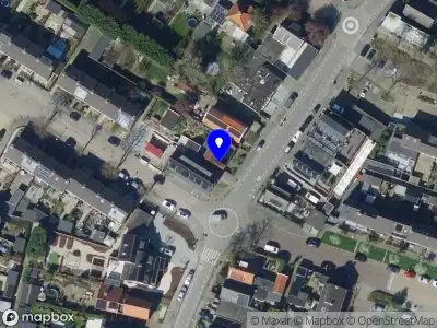 Ambulance met grote spoed naar de Reeweg in Hendrik-Ido-Ambacht