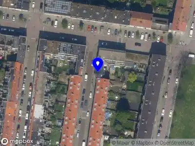 Ambulance met grote spoed naar de Von Leibnizstraat in Schiedam