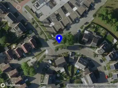 Brandweer met gepaste spoed naar de Siemkushofstraat in Weert vanwege afhijsen patient