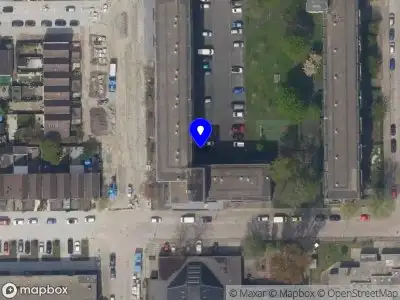 Ambulance met gepaste spoed naar de Heindijk in Rotterdam