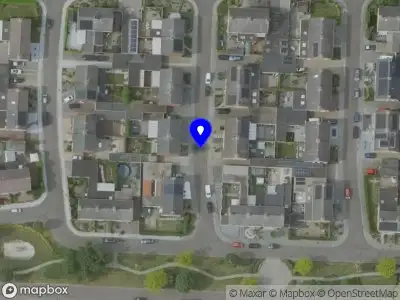 Ambulance en brandweer met grote spoed naar de Fabrystraat in Thorn