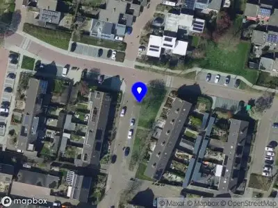 Ambulance met grote spoed naar de Mondriaanstraat in Oud-Beijerland