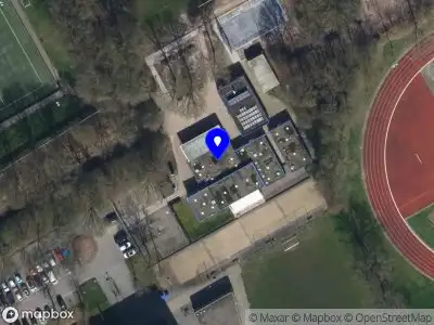 Brandweer met grote spoed naar de Sportparklaan in Stadskanaal vanwege voertuigbrand