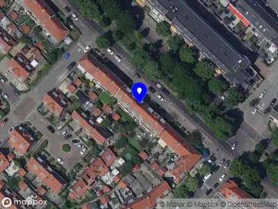 Ambulance met gepaste spoed naar de Brouwersdijk in Dordrecht