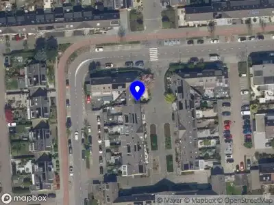 Ambulance met grote spoed naar de Verdistraat in Capelle aan den IJssel