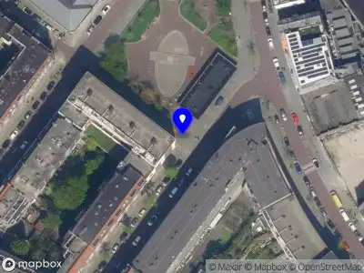 Ambulance met grote spoed naar de Heulstraat in Rotterdam