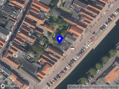 Ambulance met gepaste spoed naar de Turfkade in Brielle