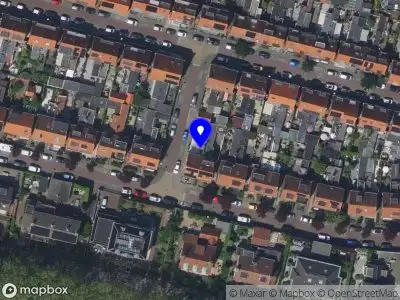 Ambulance met gepaste spoed naar de Hugo de Grootstraat in Sliedrecht