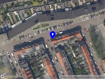 Ambulance met grote spoed naar de Heenvlietstraat in Rotterdam