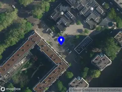 112 melding Ambulance met grote spoed naar de Parelstraat in Amsterdam