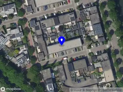 Ambulance met gepaste spoed naar de Azobé in Dordrecht