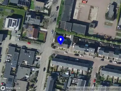 Ambulance met gepaste spoed naar de Ribesstraat in Oud-Beijerland