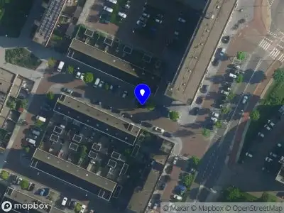 Brandweer met gepaste spoed naar de Kustvaarderstraat in Amsterdam