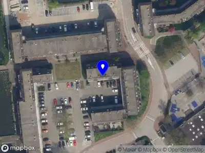 Ambulance met gepaste spoed naar de Evoluon in Capelle aan den IJssel