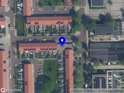 Ambulance met grote spoed naar de Joseph Scaligerstraat in Amsterdam