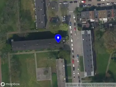 Ambulance met grote spoed naar de Socratesstraat in Rotterdam