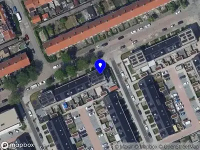Ambulance met gepaste spoed naar de Pieter de Hoochstraat in Dordrecht
