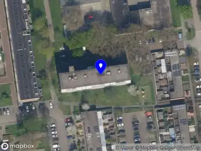 Ambulance met gepaste spoed naar de Toon Verheystraat in Schiedam