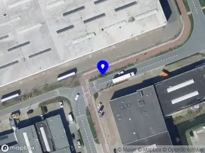 Brandweer met gepaste spoed naar de Zuideinde in Barendrecht vanwege afgaan automatisch brandalarm