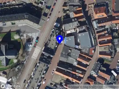 Brandweer met grote spoed naar de Achterstraat in Spijkenisse vanwege waarnemen gaslucht