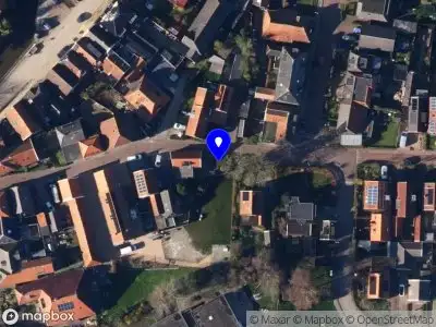 Brandweer met grote spoed naar de Oosterstraat in Witmarsum vanwege waarnemen gaslucht