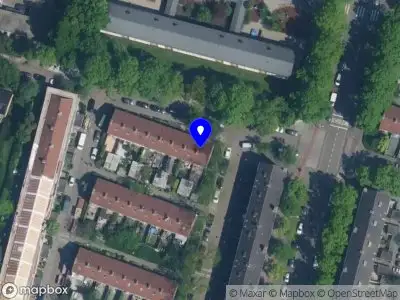 Ambulance naar de Nico Snijdersstraat in Amsterdam