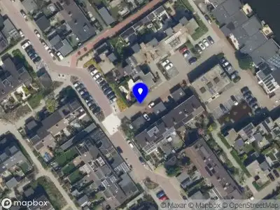 Ambulance met grote spoed naar de Sauerdal in Capelle aan den IJssel