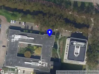 Ambulance met gepaste spoed naar de Galileiweg in Leiden