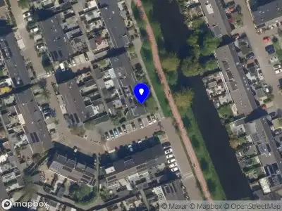 Ambulance met gepaste spoed naar de Berkendreef in Vlaardingen