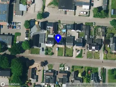 Brandweer met grote spoed naar de Evert ten Napelstraat in Klazienaveen vanwege gebouwbrand