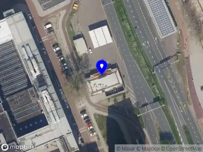 Ambulance met gepaste spoed naar de 's-Gravendijkwal in Rotterdam