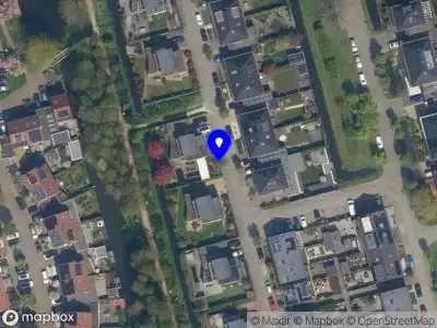 Brandweer met gepaste spoed naar de Eksterstraat in Schoonhoven vanwege voertuigbrand