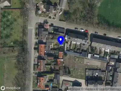 Brandweer en politie met grote spoed naar de Oosterhoutseweg in Teteringen vanwege waarnemen gaslucht
