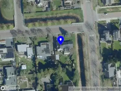 Brandweer en politie met grote spoed naar de Burgemeester Dalleustraat in Waalwijk vanwege waarnemen gaslucht