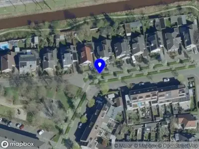 Brandweer met grote spoed naar de Ranonkelstraat in Vught vanwege afhijsen patient