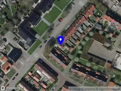 Ambulance met grote spoed naar de Julianastraat in Oude-Tonge