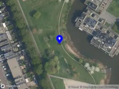 Ambulance met grote spoed naar de Strijplaan in Rijswijk