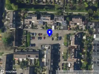 Ambulance met grote spoed naar de Jan Tooropplein in Hazerswoude-Dorp