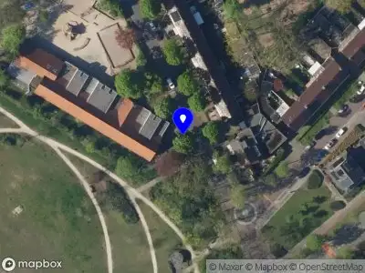 Brandweer met gepaste spoed naar de Sumatralaan in Zeist vanwege een buitenbrand