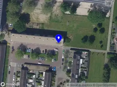 Ambulance met gepaste spoed naar de Tweelingenstraat in Dordrecht